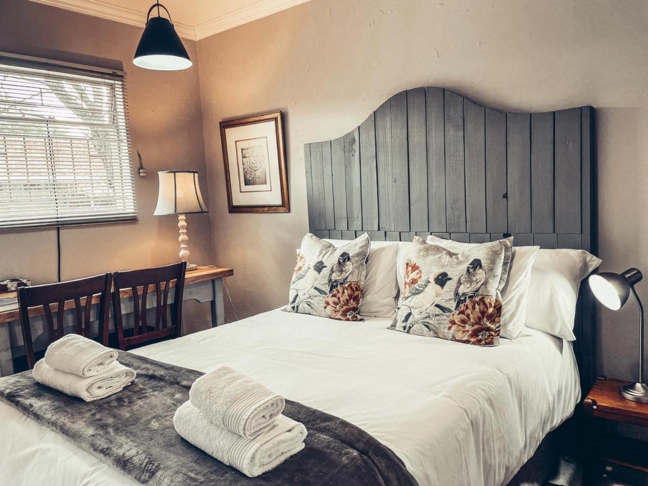 59 On True North Guest Rooms ヨハネスブルグ エクステリア 写真